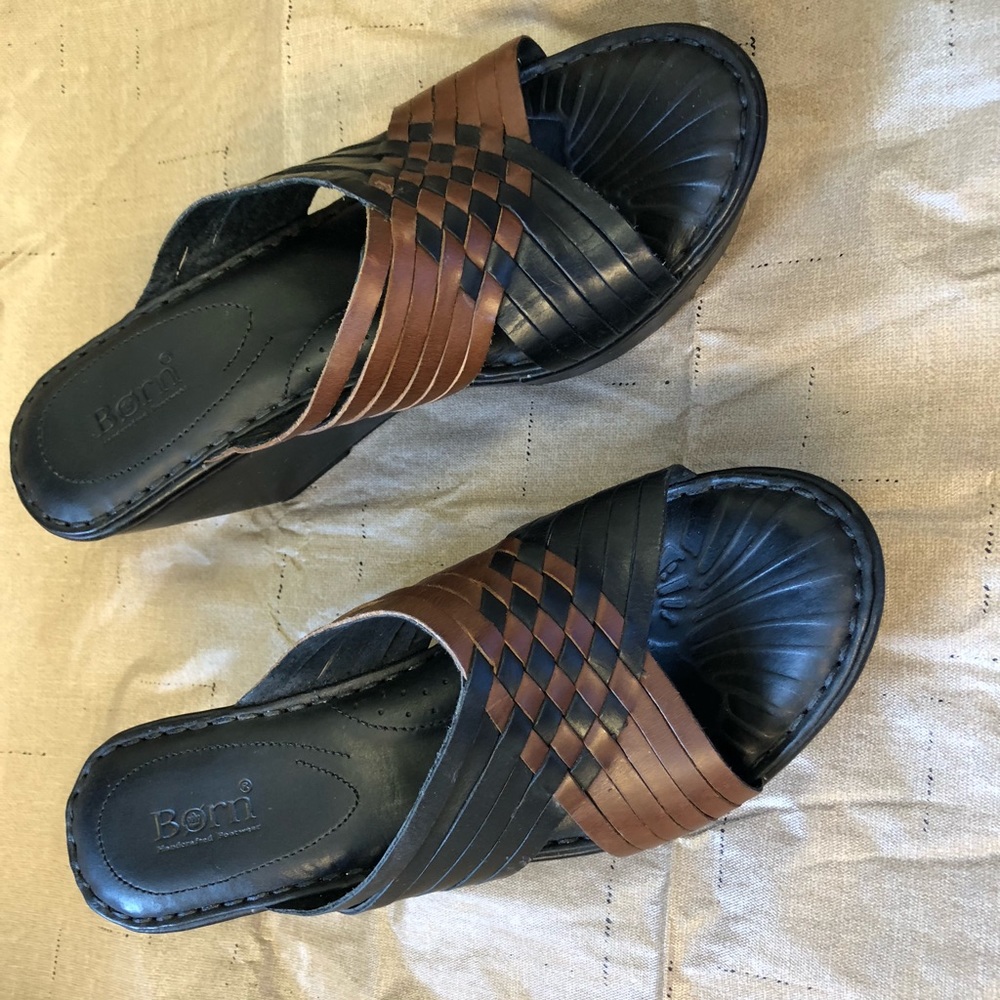 Ladies size 9M Born wedge sandals